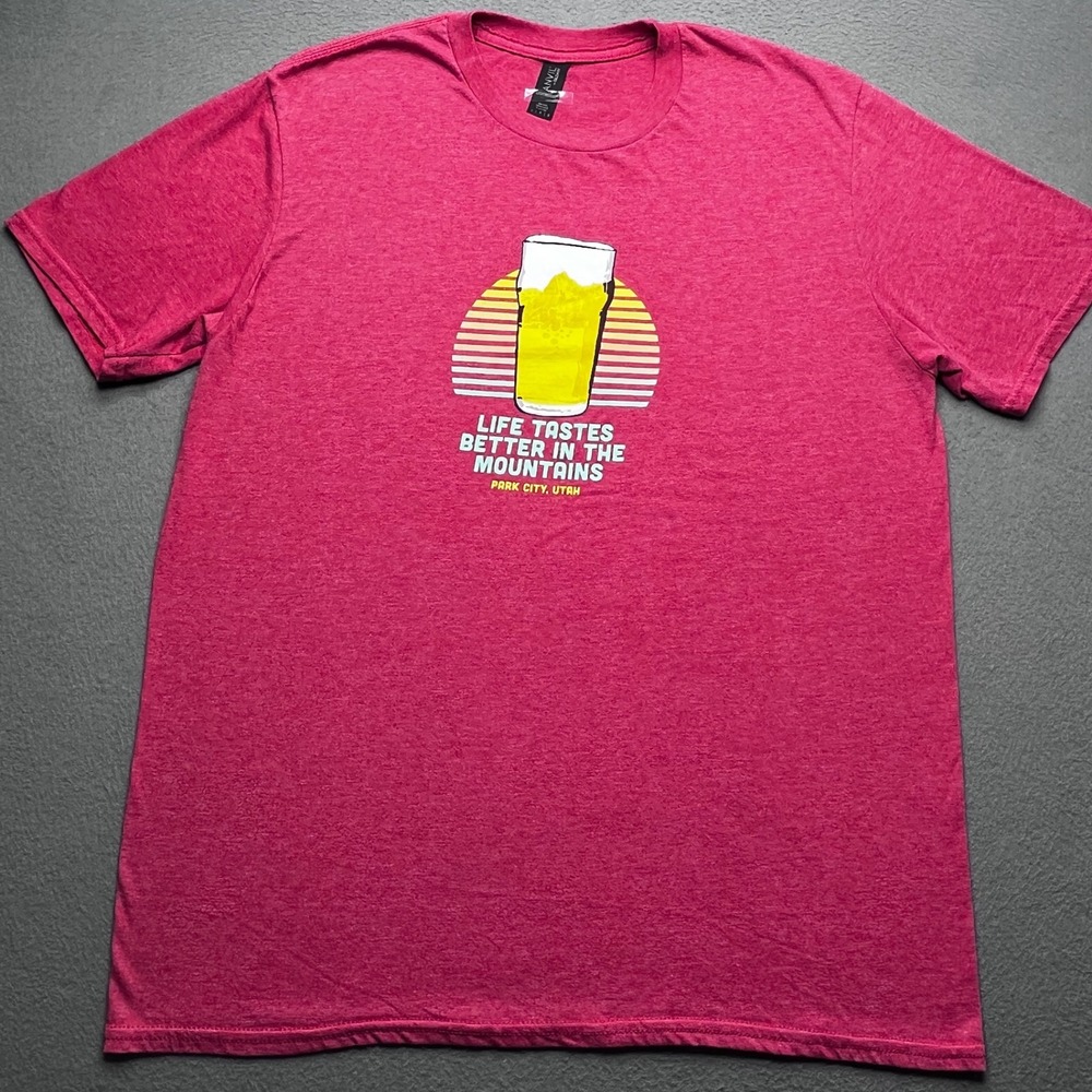 Park City Utah Beer Graphic T Shirt Faded Salmon Pink Mountains Size L Tee